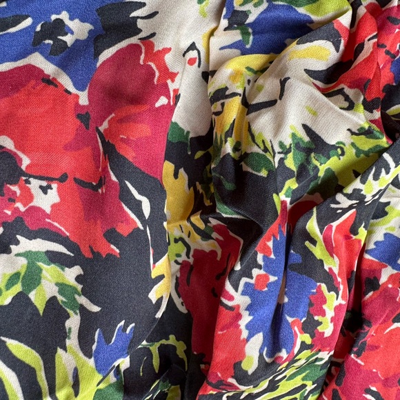 Colorful Floral Women's Top - Picture 7 of 7